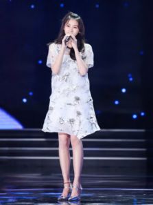 关晓彤  小幸运 现场版